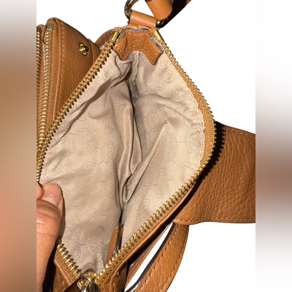 Michael Kors Fulton Crossbody Bag Cognac Pebbled Leather - Picture 9 of 10